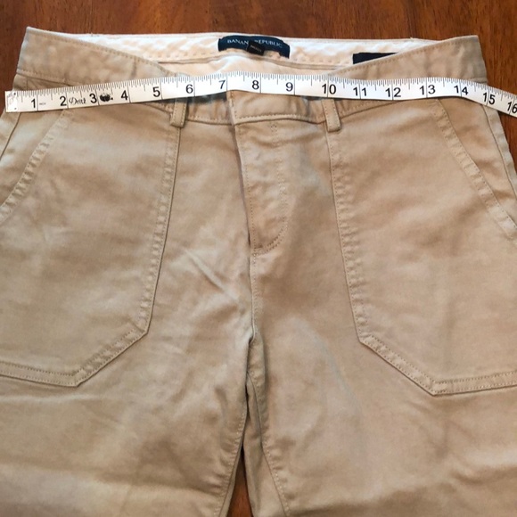 Banana Republic Sloan Khaki Jeans - Picture 3 of 4